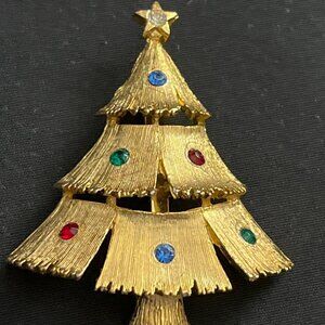 Christmas Tree Pin Brooch Gold Tone Red Blue Green Stones Signed JJ Vintage